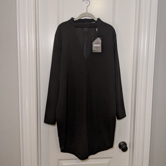 Missguided Choker Neck Curve Hem Mini Dress - 20 - Picture 4 of 6